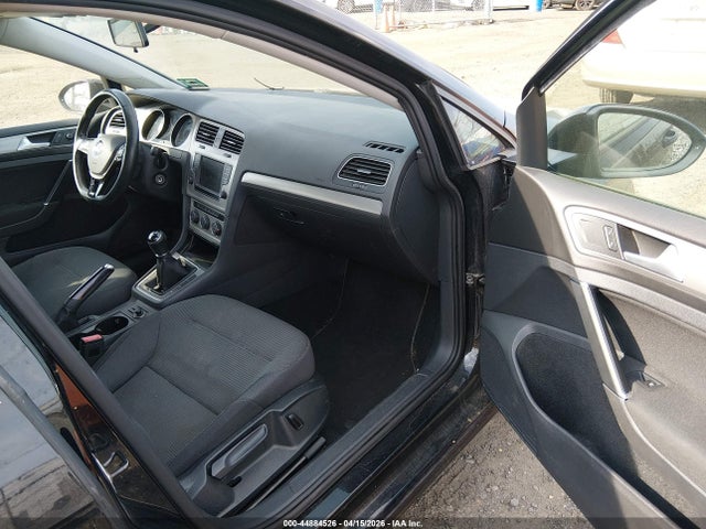 Продажа на аукционе авто 2016 Volkswagen Golf Sportwagen Tsi S 4-door, vin: 3VWA17AU8GM508832, номер лота: 44884526
