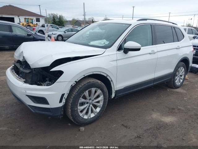 44884533 :رقم المزاد ، 3VV2B7AX0JM080326 vin ، 2018 Volkswagen Tiguan 2.0t Se/2.0t Sel مزاد بيع