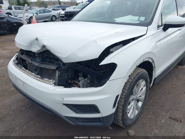 44884533 :رقم المزاد ، 3VV2B7AX0JM080326 vin ، 2018 Volkswagen Tiguan 2.0t Se/2.0t Sel مزاد بيع