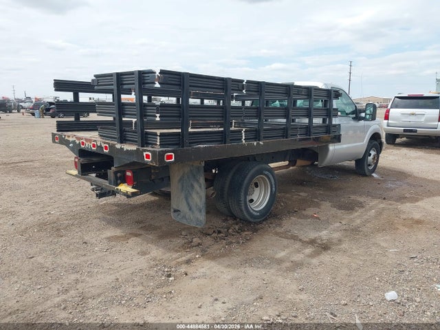 1FDRF3G62FEA14734 Ford F-350 Chassis Xl