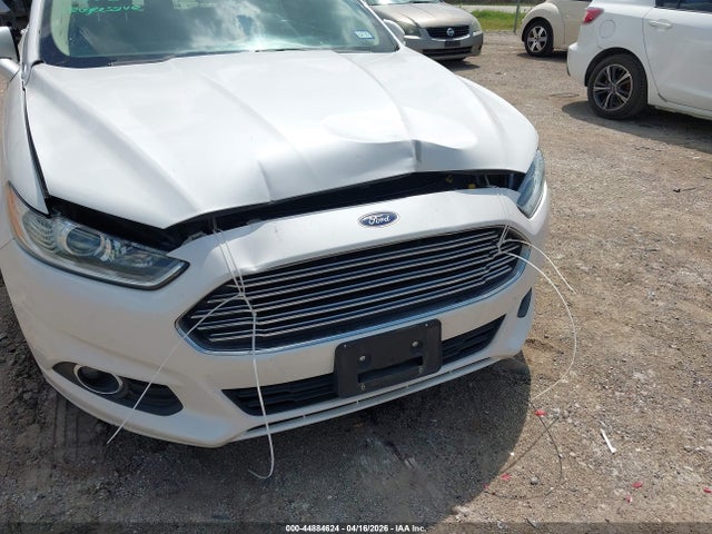 2016 Ford Fusion Hybrid Se მანქანა იყიდება აუქციონზე, vin: 3FA6P0LU0GR126363, აუქციონის ნომერი: 44884624