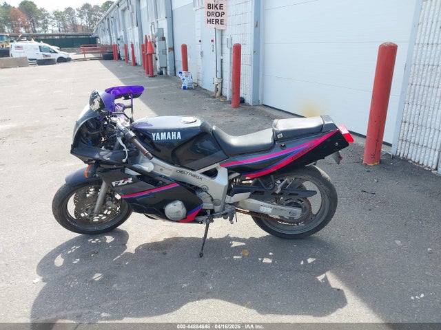Продаж на аукціоні авто 1991 Yamaha Fzr600 R, vin: JYA3HHE00MA034139, номер лоту: 44884648