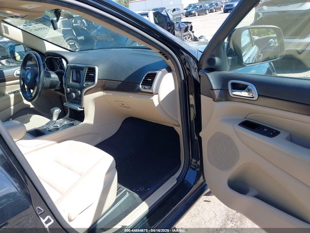 2018 Jeep Grand Cherokee Laredo 4x2 მანქანა იყიდება აუქციონზე, vin: 1C4RJEAG5JC300730, აუქციონის ნომერი: 44884675