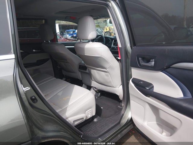 2016 Toyota Highlander Xle V6 მანქანა იყიდება აუქციონზე, vin: 5TDJKRFH0GS257067, აუქციონის ნომერი: 44884693