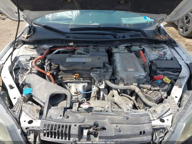 2015 Honda Accord Hybrid Ex-l მანქანა იყიდება აუქციონზე, vin: 1HGCR6F59FA007705, აუქციონის ნომერი: 44884696