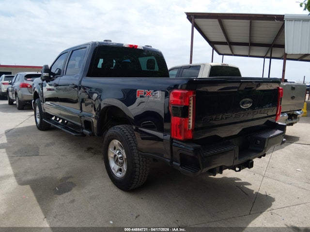 2023 FORD F-250 1FT8W2BT8PED58853 Photo 2