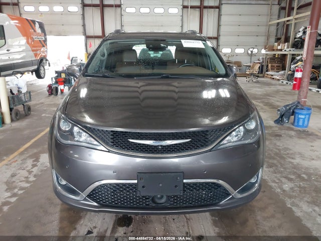 Продажа на аукционе авто 2017 Chrysler Pacifica Limited, vin: 2C4RC1GG2HR655981, номер лота: 44884732