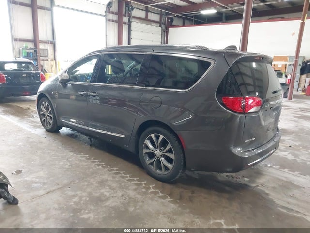 Продажа на аукционе авто 2017 Chrysler Pacifica Limited, vin: 2C4RC1GG2HR655981, номер лота: 44884732
