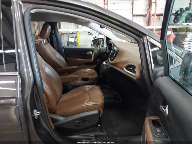 Продажа на аукционе авто 2017 Chrysler Pacifica Limited, vin: 2C4RC1GG2HR655981, номер лота: 44884732