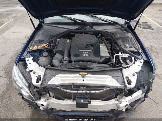 2018 Mercedes-benz C 300 მანქანა იყიდება აუქციონზე, vin: 55SWF4JB8JU218608, აუქციონის ნომერი: 44884744