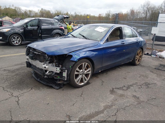 2018 Mercedes-benz C 300 მანქანა იყიდება აუქციონზე, vin: 55SWF4JB8JU218608, აუქციონის ნომერი: 44884744