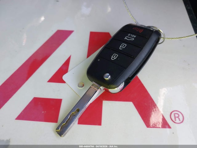 KIA OPTIMA LX/S 2019 5XXGT4L36KG309685 Image 11