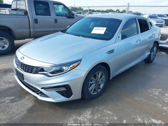 KIA OPTIMA LX/S 2019 5XXGT4L36KG309685 Image 2