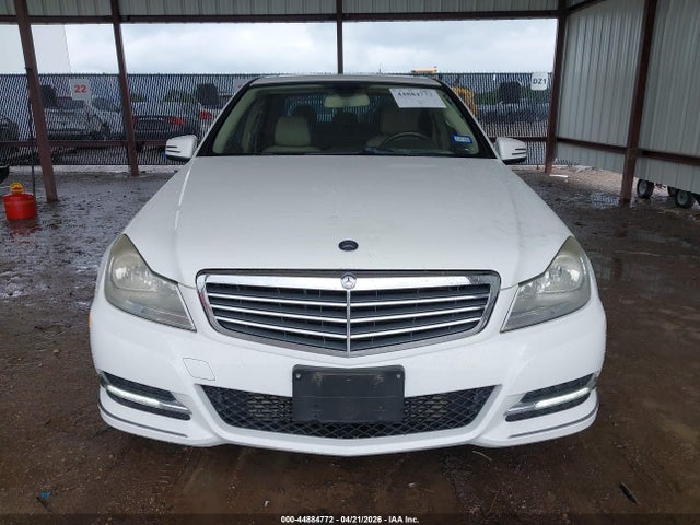 Aukcja sprzedaży 2013 Mercedes-benz C 250 Luxury, vin: WDDGF4HBXDA867681, numer aukcji: 44884772