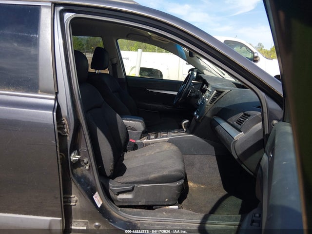 Продаж на аукціоні авто 2010 Subaru Outback 2.5i Premium, vin: 4S4BRCCC3A3356234, номер лоту: 44884776