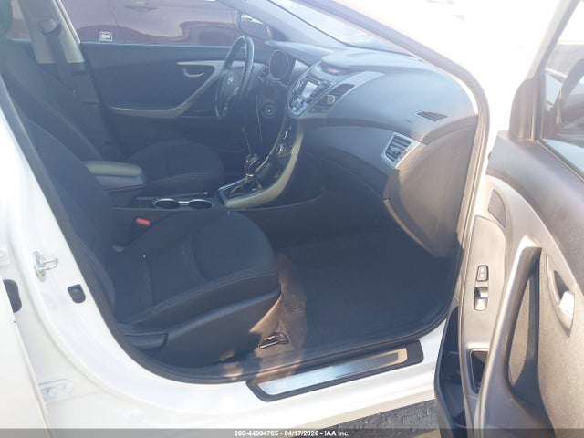 Продажа на аукционе авто 2015 Hyundai Elantra Se, vin: 5NPDH4AE7FH574151, номер лота: 44884785