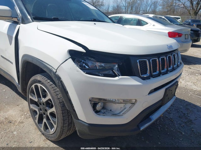 44884809 :رقم المزاد ، 3C4NJDCB0JT272883 vin ، 2018 Jeep Compass Limited 4x4 مزاد بيع