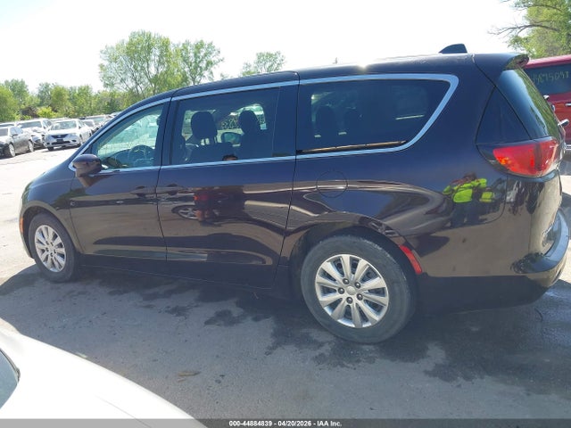 2018 Chrysler Pacifica L მანქანა იყიდება აუქციონზე, vin: 2C4RC1AG6JR274875, აუქციონის ნომერი: 44884839