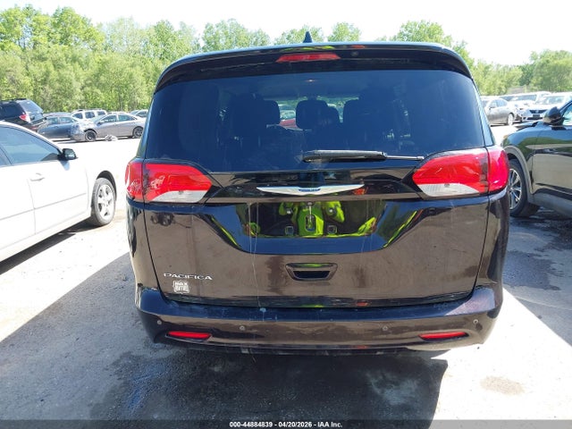 2018 Chrysler Pacifica L მანქანა იყიდება აუქციონზე, vin: 2C4RC1AG6JR274875, აუქციონის ნომერი: 44884839