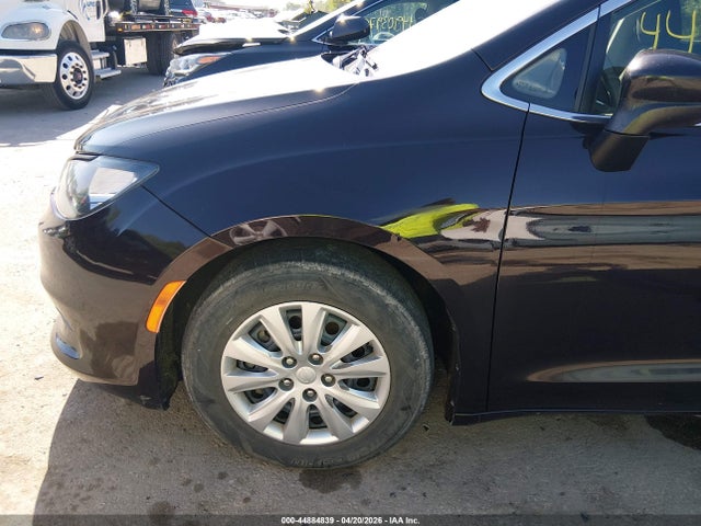 2018 Chrysler Pacifica L მანქანა იყიდება აუქციონზე, vin: 2C4RC1AG6JR274875, აუქციონის ნომერი: 44884839