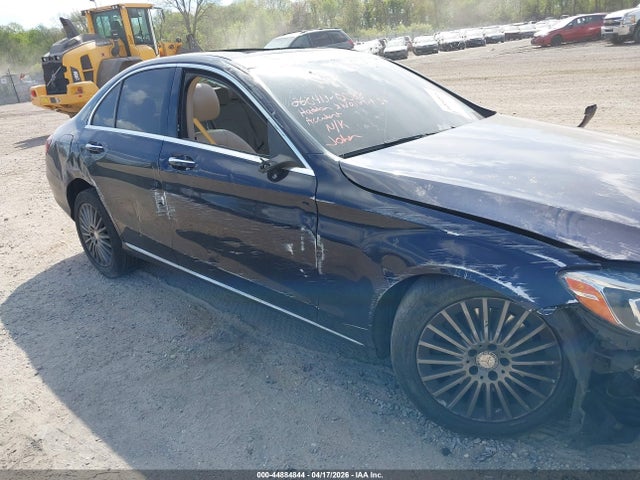 Продажа на аукционе авто 2015 Mercedes-benz C 300 Luxury 4matic, vin: 55SWF4KBXFU013328, номер лота: 44884844