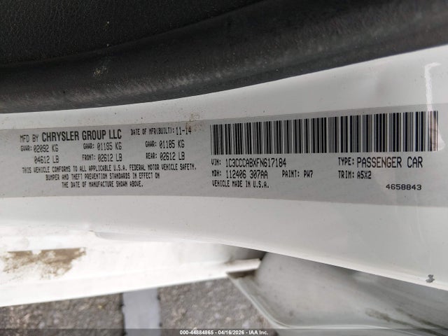 2015 Chrysler 200 Limited მანქანა იყიდება აუქციონზე, vin: 1C3CCCABXFN617184, აუქციონის ნომერი: 44884865