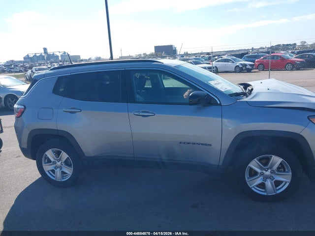 Продажа на аукционе авто 2022 Jeep Compass Latitude 4x4, vin: 3C4NJDBB3NT102217, номер лота: 44884870