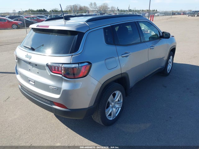 Продажа на аукционе авто 2022 Jeep Compass Latitude 4x4, vin: 3C4NJDBB3NT102217, номер лота: 44884870