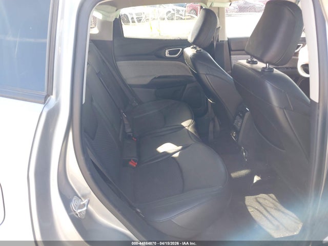 Продажа на аукционе авто 2022 Jeep Compass Latitude 4x4, vin: 3C4NJDBB3NT102217, номер лота: 44884870