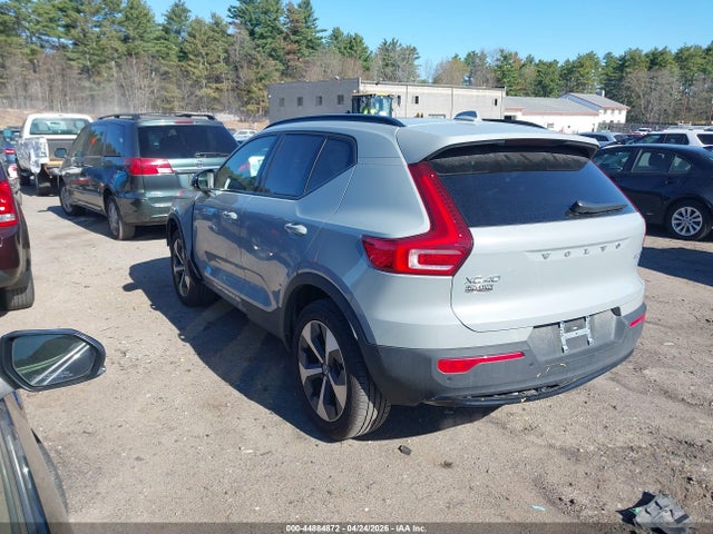YV4L12UC1S2582821 Volvo Xc40 B5 Plus Dark Theme