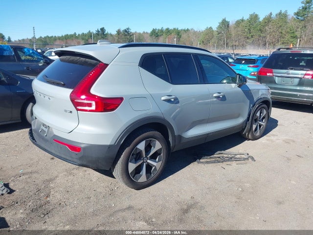 YV4L12UC1S2582821 Volvo Xc40 B5 Plus Dark Theme