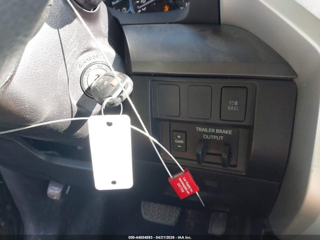 Продаж на аукціоні авто 2021 Toyota Tundra Sr5, vin: 5TFDY5F15MX977672, номер лоту: 44884893