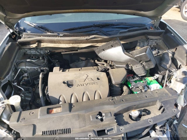 Продажа на аукционе авто 2018 Mitsubishi Outlander Se, vin: JA4AD3A32JJ001899, номер лота: 44884905