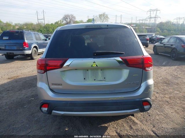 Продажа на аукционе авто 2018 Mitsubishi Outlander Se, vin: JA4AD3A32JJ001899, номер лота: 44884905