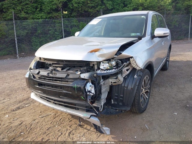Продажа на аукционе авто 2018 Mitsubishi Outlander Se, vin: JA4AD3A32JJ001899, номер лота: 44884905