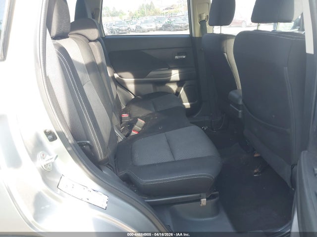 Продажа на аукционе авто 2018 Mitsubishi Outlander Se, vin: JA4AD3A32JJ001899, номер лота: 44884905