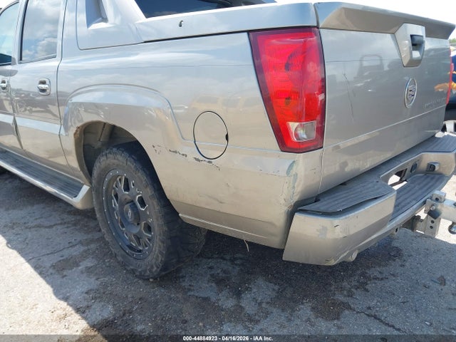 Продажа на аукционе авто 2002 Cadillac Escalade Ext Standard, vin: 3GYEK63N72G229536, номер лота: 44884923