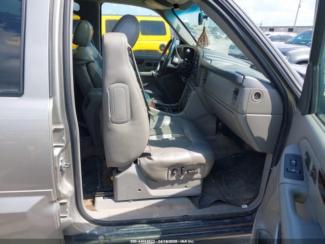 Продажа на аукционе авто 2002 Cadillac Escalade Ext Standard, vin: 3GYEK63N72G229536, номер лота: 44884923