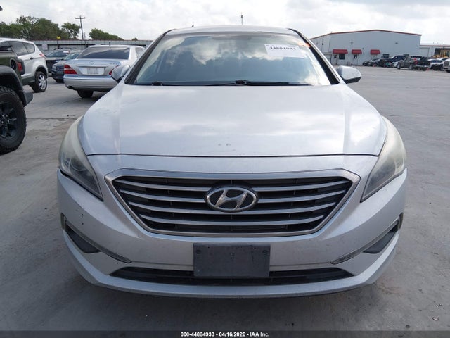Продажа на аукционе авто 2015 Hyundai Sonata Se, vin: 5NPE24AF3FH004842, номер лота: 44884933