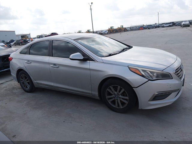 Продажа на аукционе авто 2015 Hyundai Sonata Se, vin: 5NPE24AF3FH004842, номер лота: 44884933