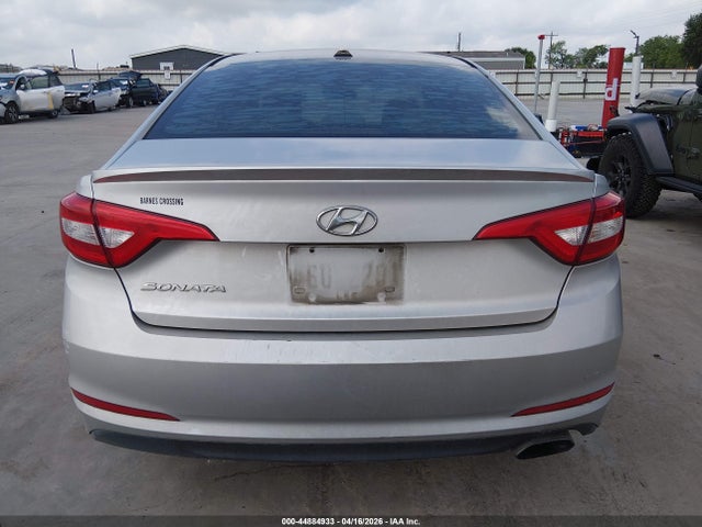 Продажа на аукционе авто 2015 Hyundai Sonata Se, vin: 5NPE24AF3FH004842, номер лота: 44884933