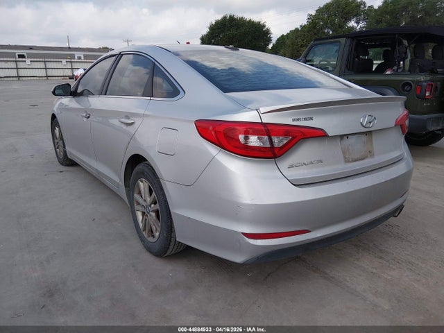 Продажа на аукционе авто 2015 Hyundai Sonata Se, vin: 5NPE24AF3FH004842, номер лота: 44884933