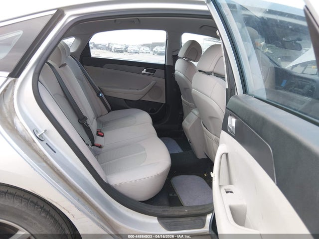 Продажа на аукционе авто 2015 Hyundai Sonata Se, vin: 5NPE24AF3FH004842, номер лота: 44884933