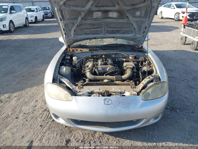 Продаж на аукціоні авто 2003 Mazda Mx-5 Miata Cloth/ls/se/shinsen, vin: JM1NB353030304793, номер лоту: 44884938