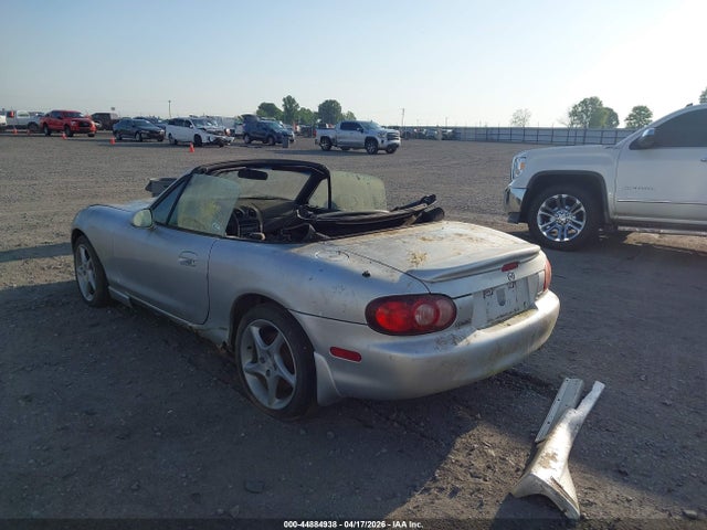 Продаж на аукціоні авто 2003 Mazda Mx-5 Miata Cloth/ls/se/shinsen, vin: JM1NB353030304793, номер лоту: 44884938