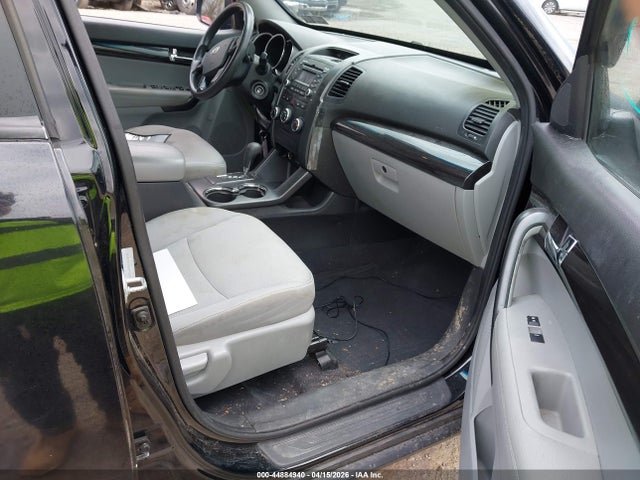 Продажа на аукционе авто 2013 Kia Sorento Lx V6, vin: 5XYKTDA26DG376533, номер лота: 44884940