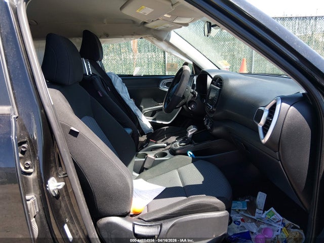 44884956 :رقم المزاد ، KNDJ23AU3N7816264 vin ، 2022 Kia Soul Lx مزاد بيع