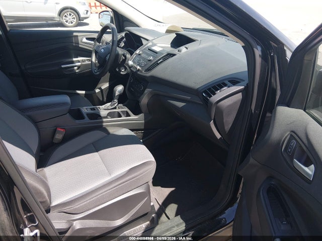 1FMCU9GDXJUD08720 Ford ESCAPE SE