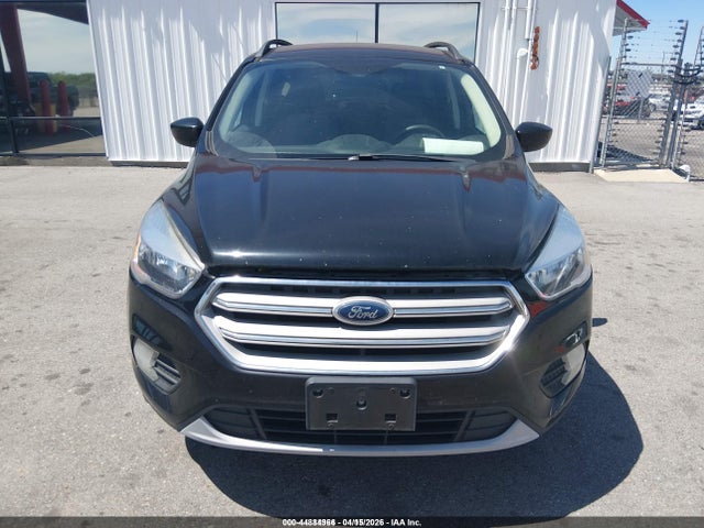 1FMCU9GDXJUD08720 Ford ESCAPE SE