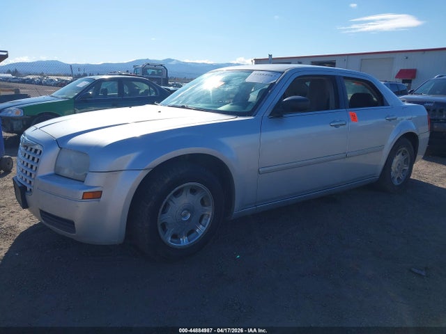 2005 Chrysler 300 მანქანა იყიდება აუქციონზე, vin: 2C3JA43R15H530844, აუქციონის ნომერი: 44884987